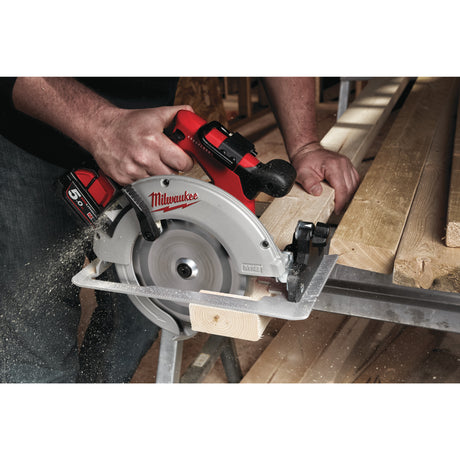 Milwaukee Akku-Handkreissäge M18BLCS66-502X 4933464590 roteswerkzeug