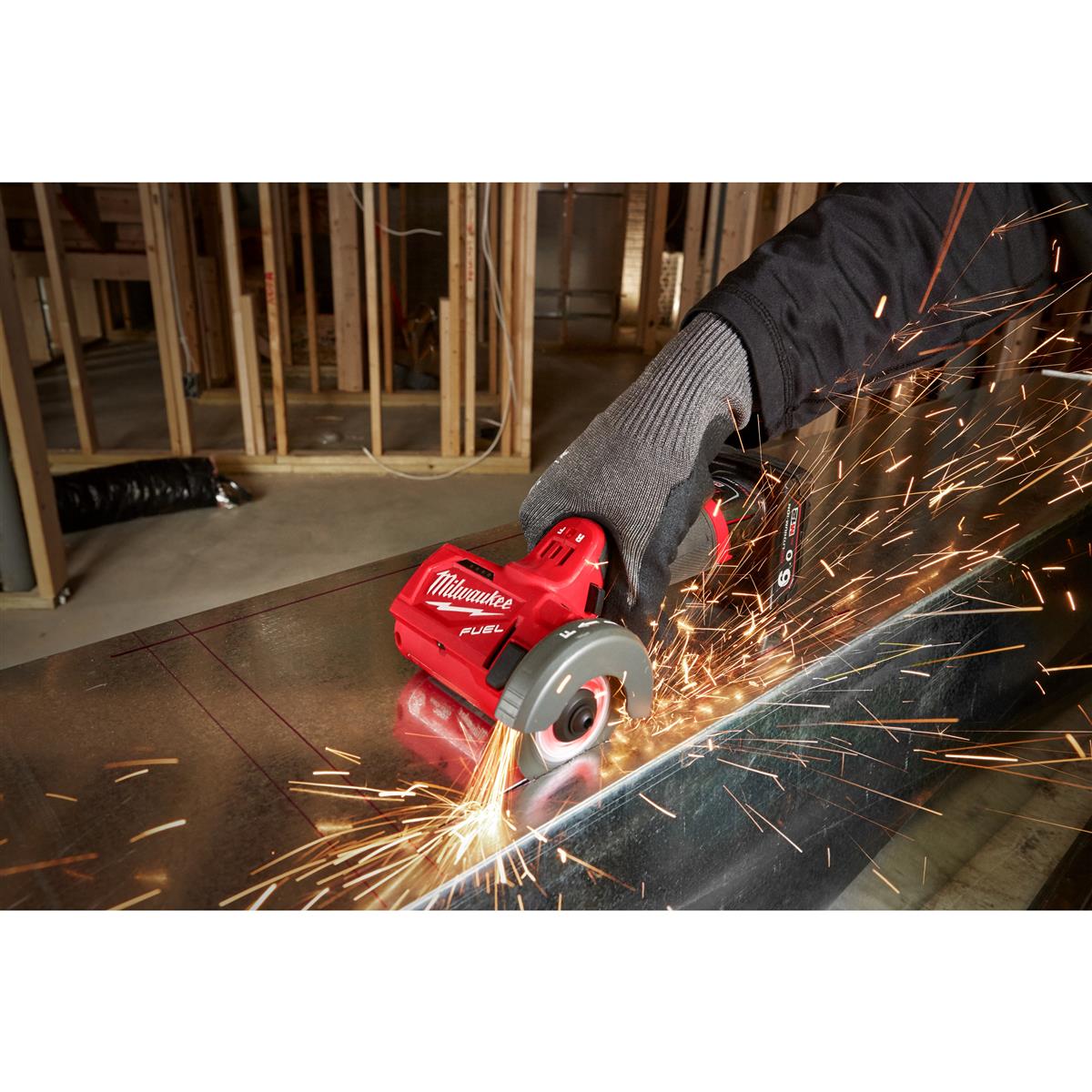 Coupeur multi-matériaux sans fil Milwaukee M12FCOT-0 4933464618