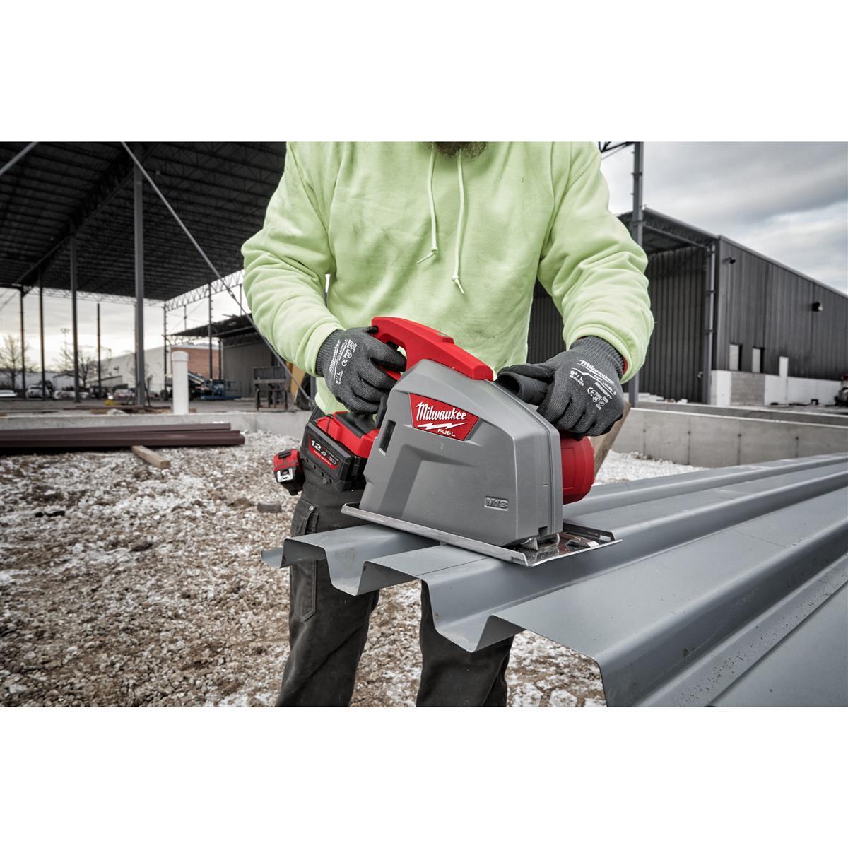 Scie circulaire à métaux sans fil Milwaukee M18FMCS66-0C 4933472110