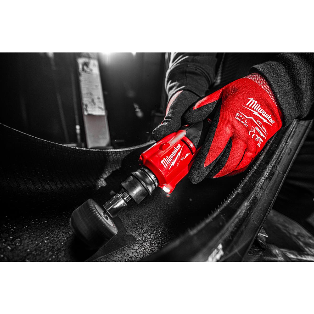 Milwaukee Cordless Tire Roughener M12FTB-0 4933472215