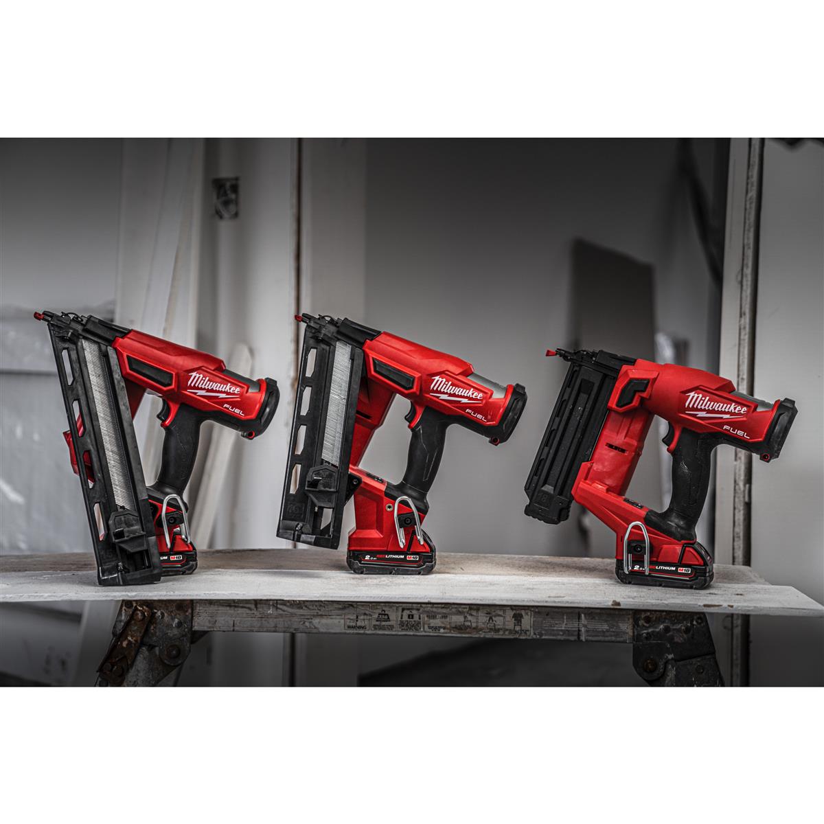 Milwaukee cordless nailer M18FN16GA-202X 4933478092
