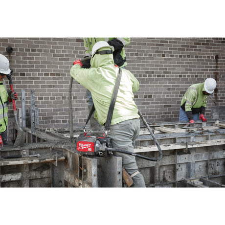 Milwaukee Akku-Betonverdichter MXFCVBC-602 4933479608 roteswerkzeug