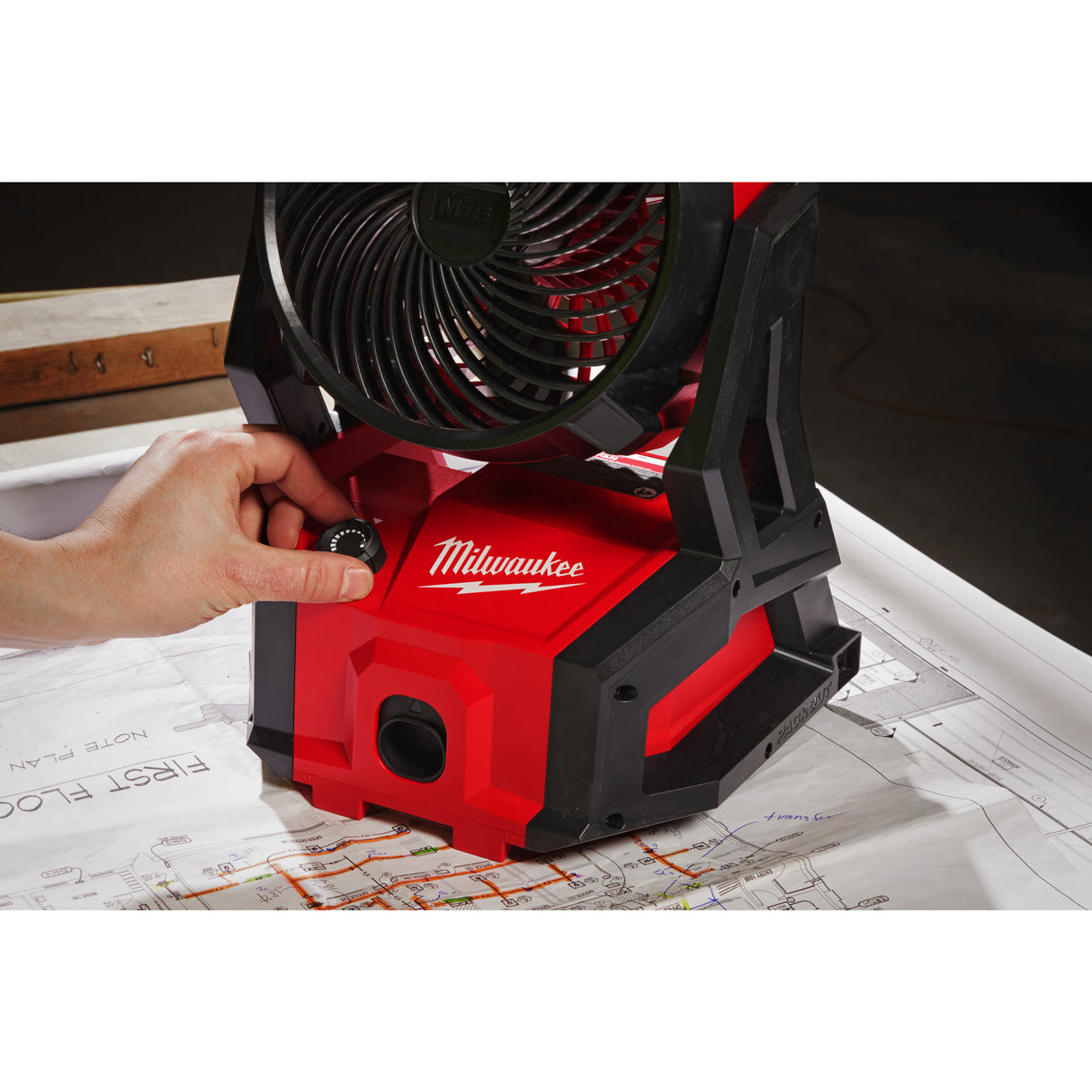 Milwaukee Akku-Ventilator M18AFG2-0 IN2 4933493443