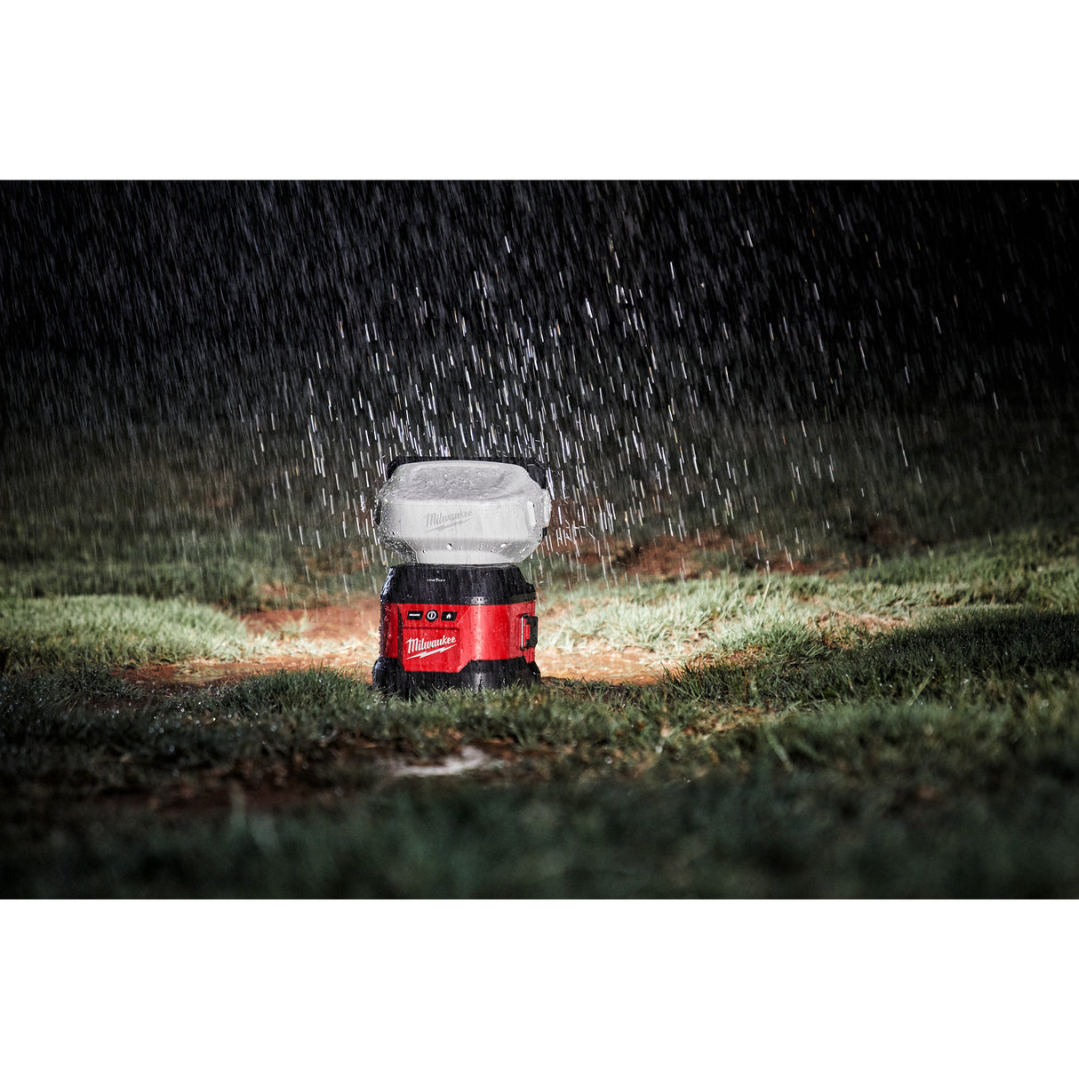 Milwaukee Akku-Suchleuchte M18URSL-0 XXX 4933498303