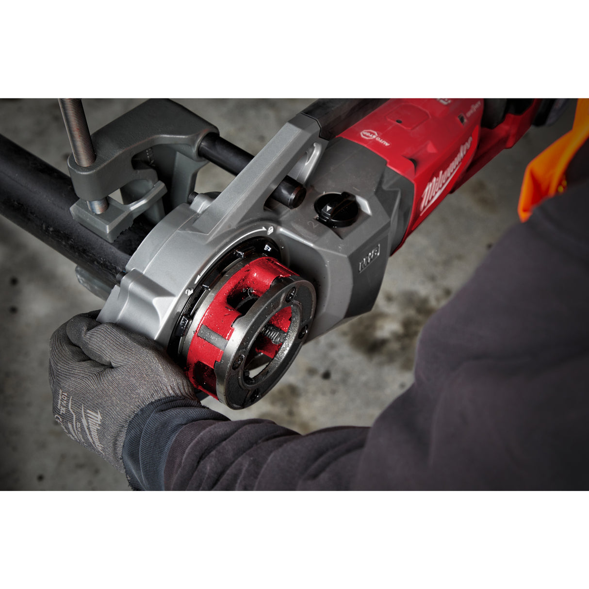 Milwaukee Akku-Gewindeschneidkluppe M18FPT2-121C Akku-Gewindeschneider IN2 4933499200