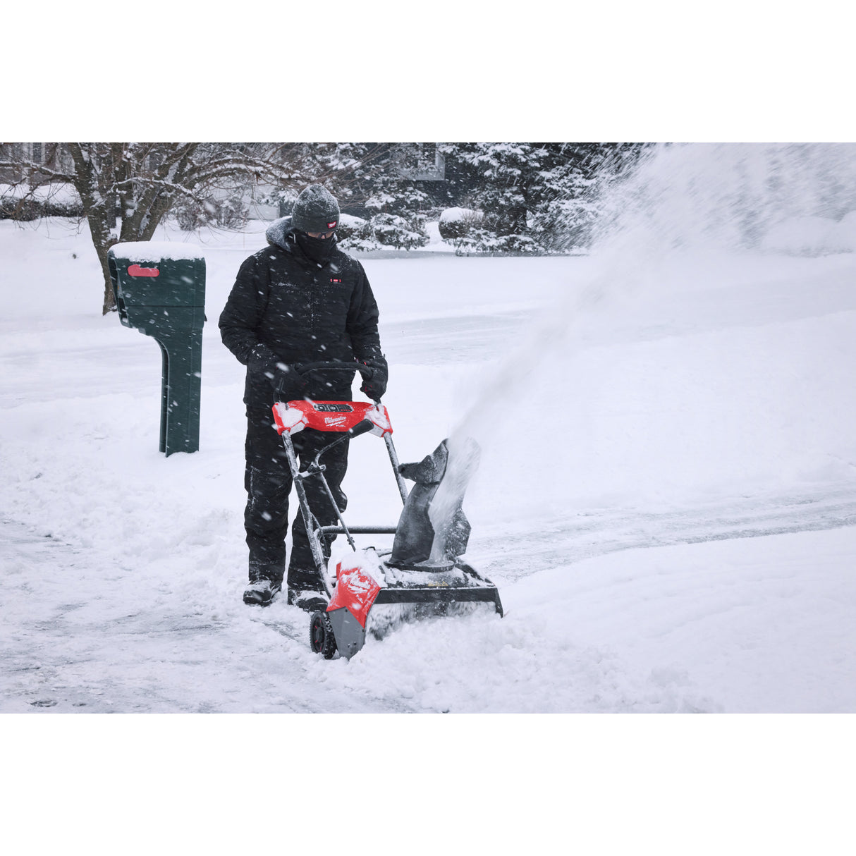 Milwaukee Akku-Schneefräse M18F2SSBL-122 IN2 4933500055